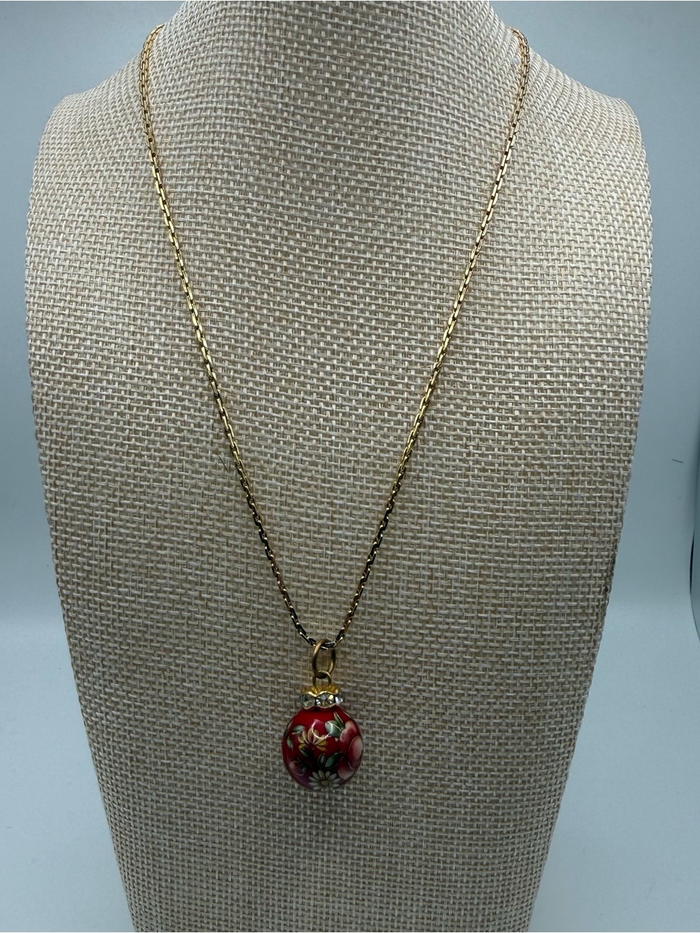 Vintage Red Floral Cloisonne Enamel Ball Pendant Gold Tone Necklace Rhinestones